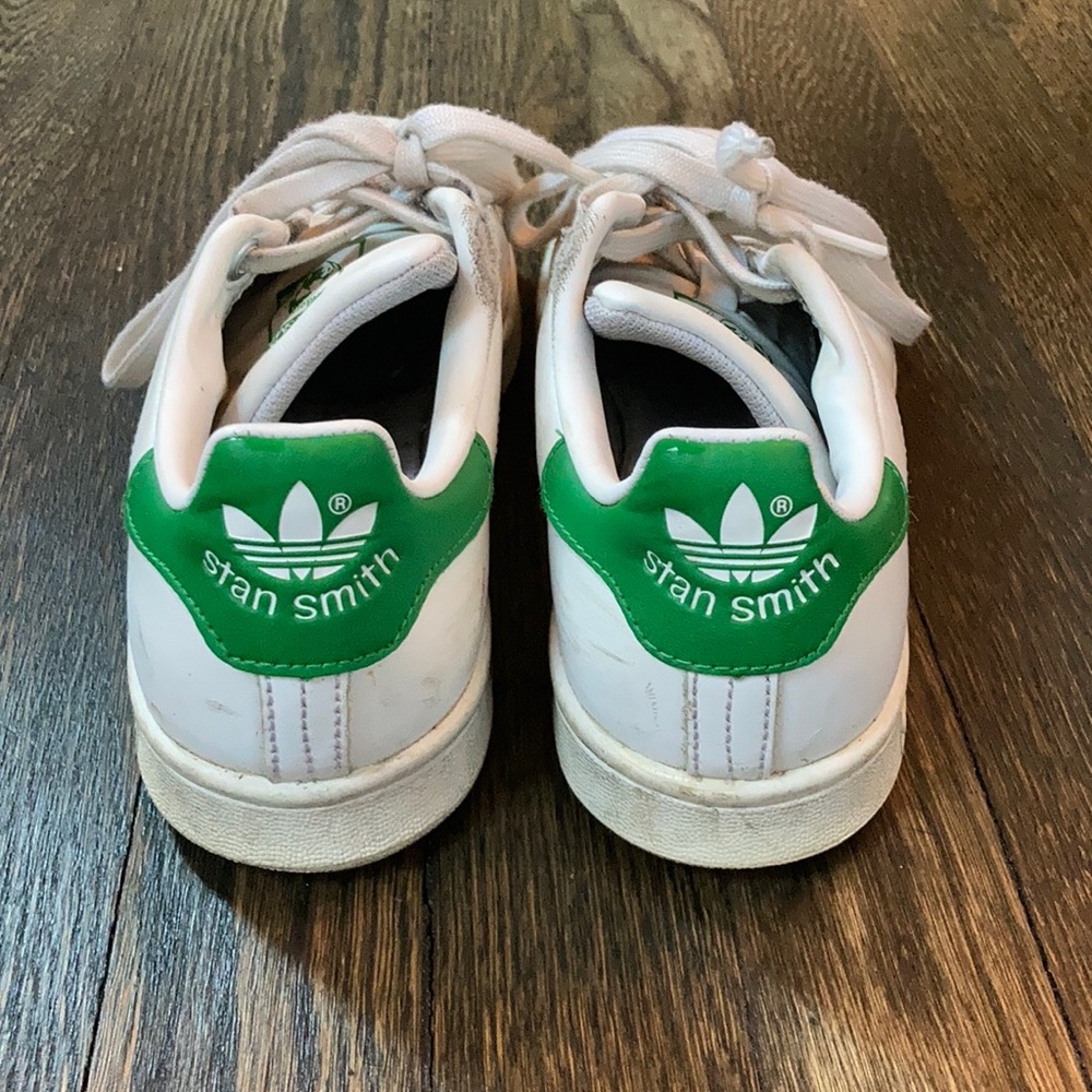 Adidas Stan Smiths size 6